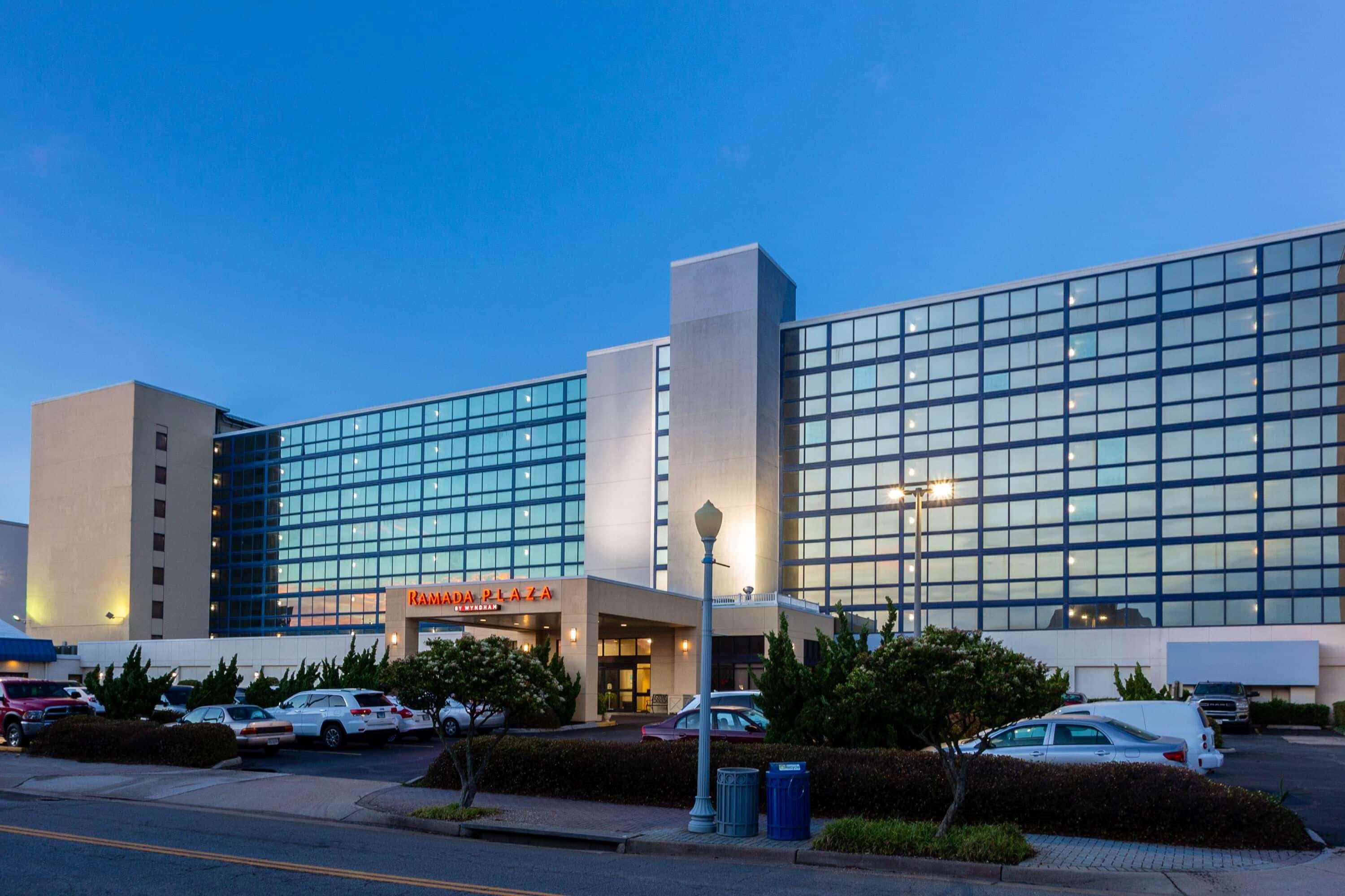 Ramada Plaza By Wyndham Virginia Beach Oceanfront Kültér fotó