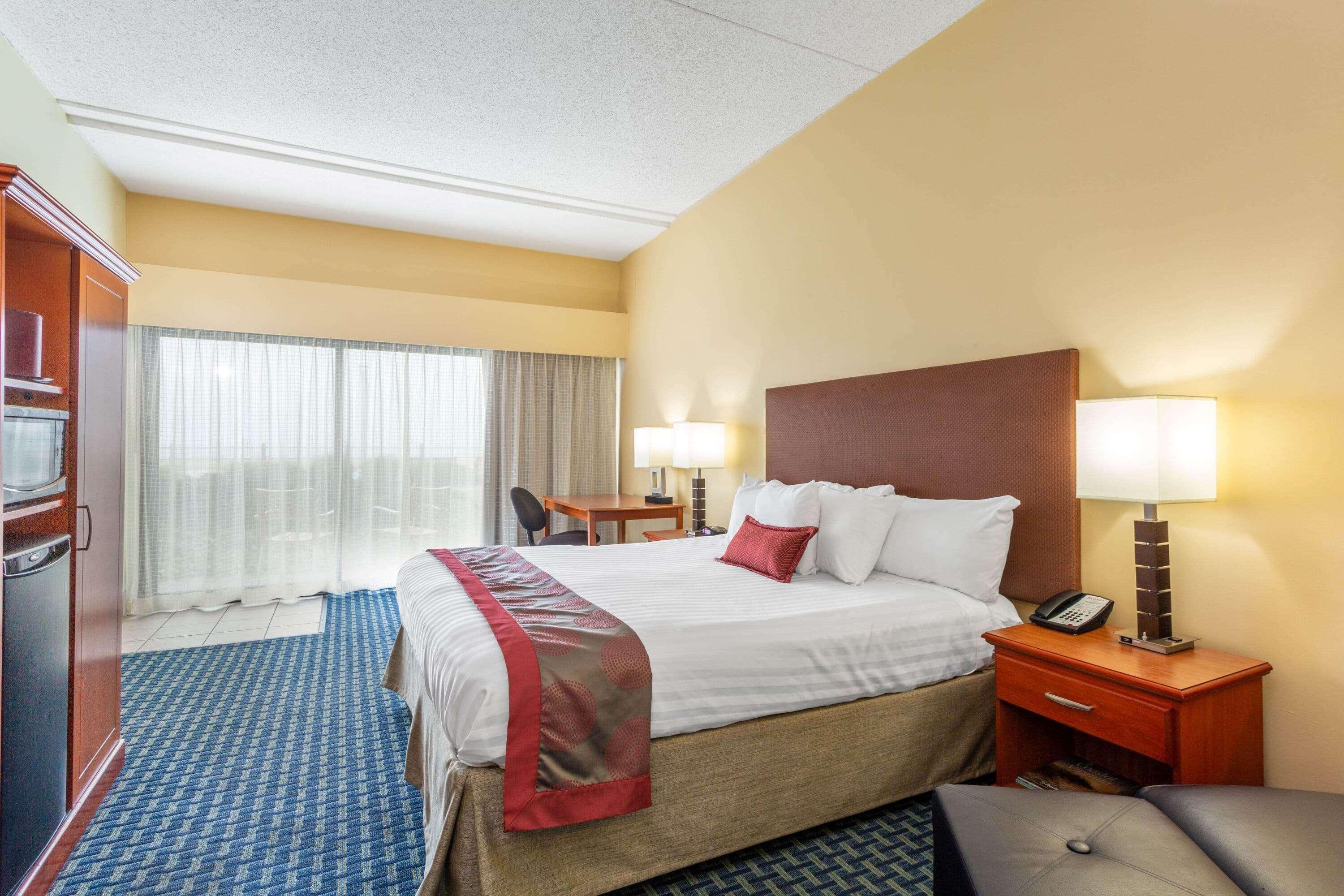 Ramada Plaza By Wyndham Virginia Beach Oceanfront Kültér fotó